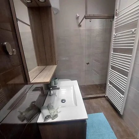 Syros Delight Apartman *
